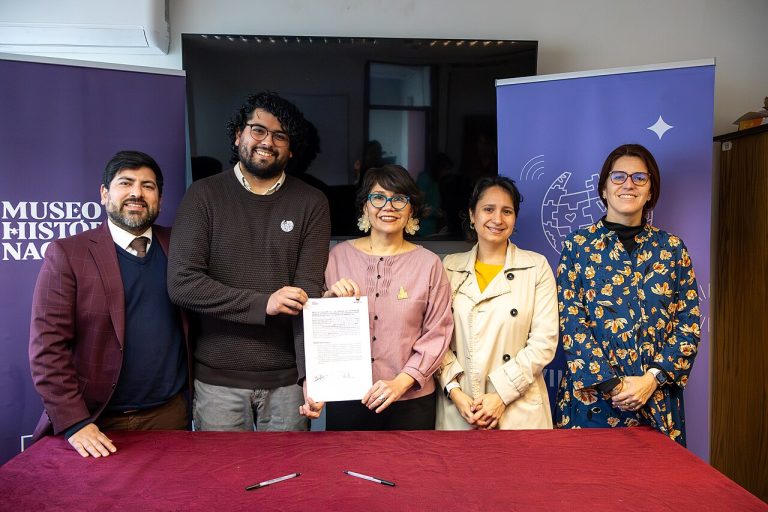 Wikimedia Chile y Museo Histórico Nacional firman convenio para fortalecer el acceso a más de 100 elementos patrimoniales