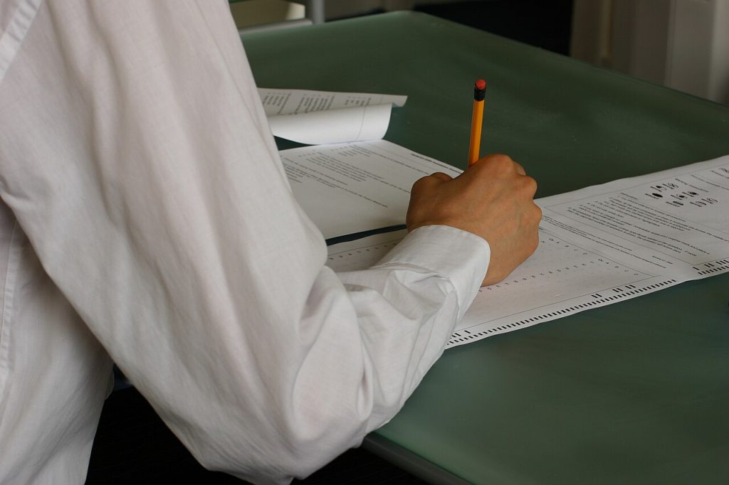 Prueba PISA: Lo que pierden los estudiantes cuando la IA hace la tarea